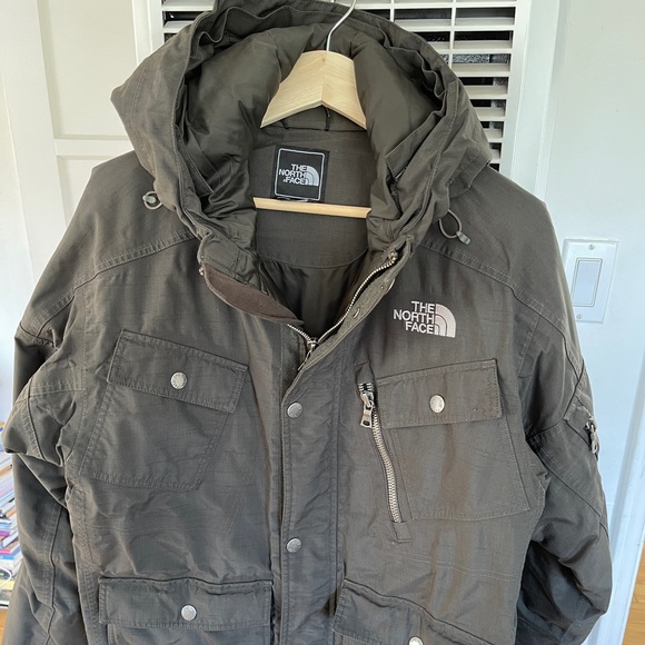 Free Shipping. North Face Used. New Price! $125 reduced. - Picture 2 of 5